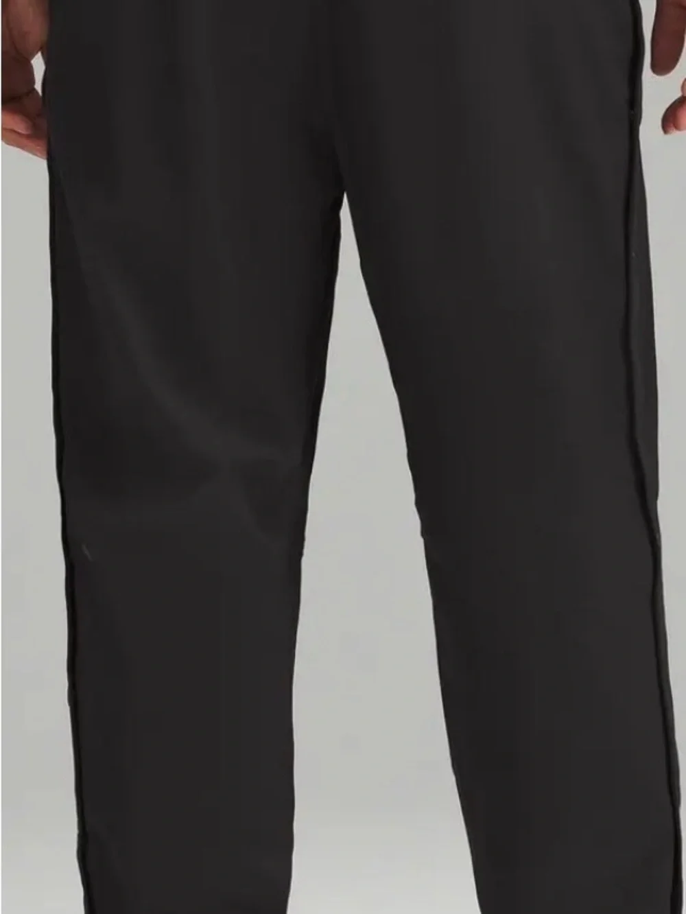 lululemon athletica Men’s Black Snap-Waist Joggers